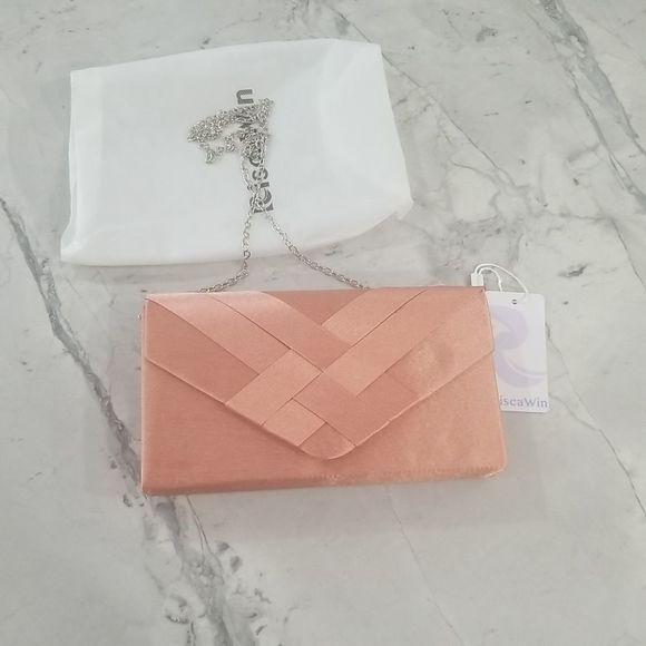 Risca Win Handbags - NEW with tag, Risca Win mauve fabric clutch bag, silver chain basket w…